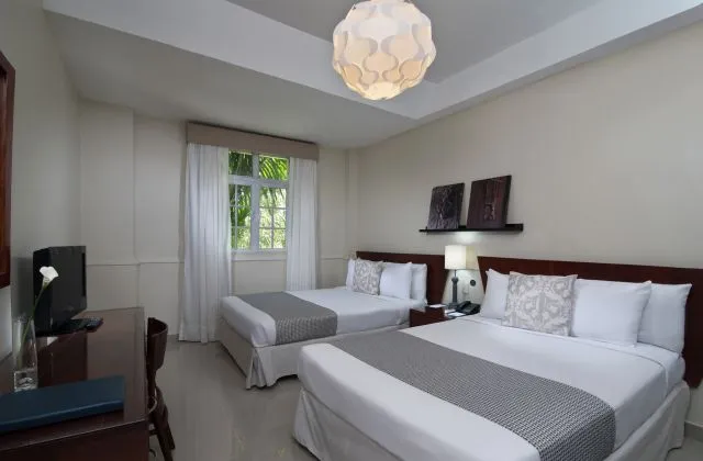 Hodelpa Caribe Colonial Room 2 grands lits